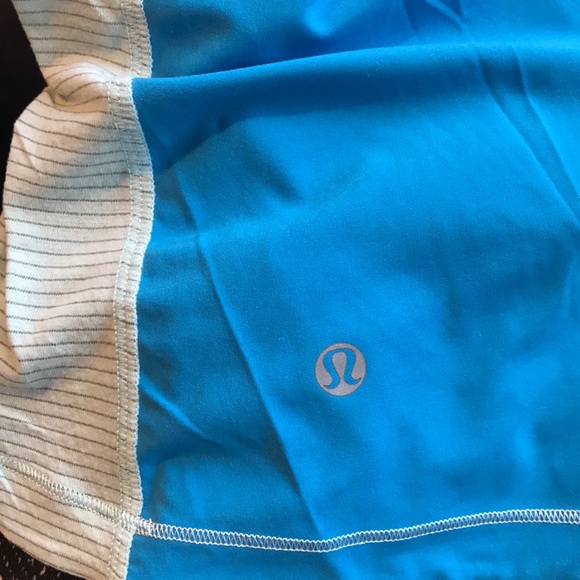 Lululemon long sleeve warm up - Picture 3 of 3